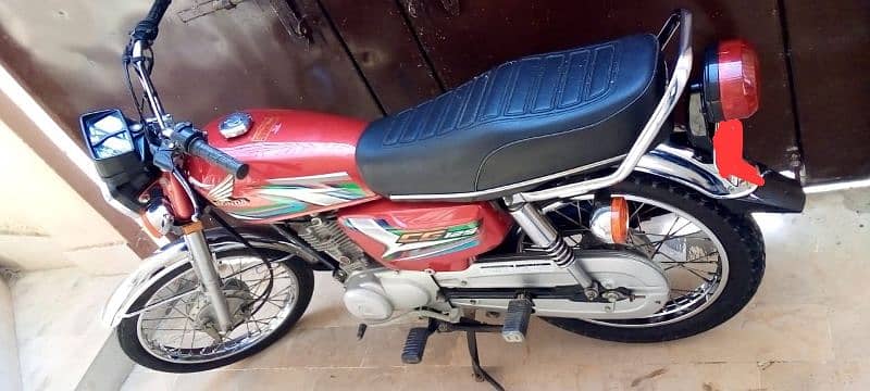 HONDA 125  2024 7