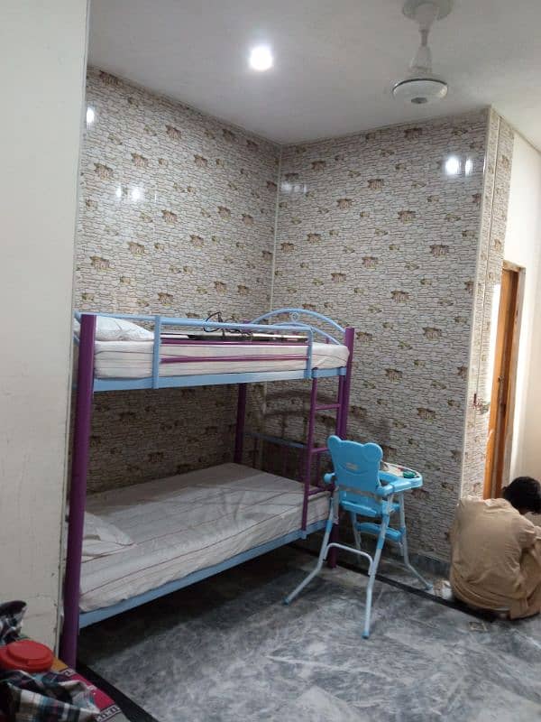 urgent sale bunk bed in very good condition without matress 0