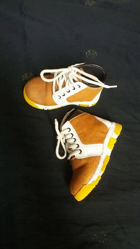 Boys shoes 1