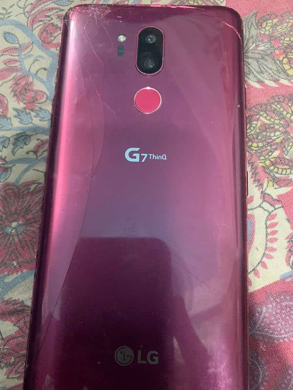 lg g7 thinq gaming phone condition 9/10 price 11k 6