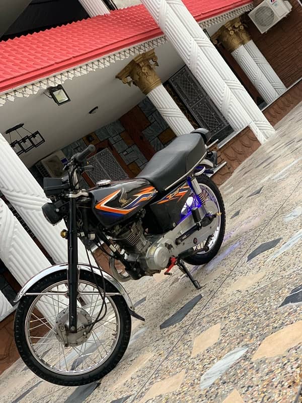 HONDA CG 125 2018 MODEL 7