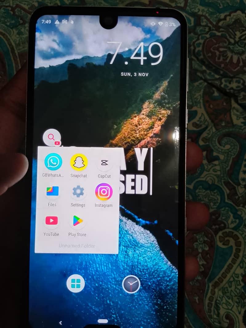 Aquos R3 with charger All good but touch is not working. 4