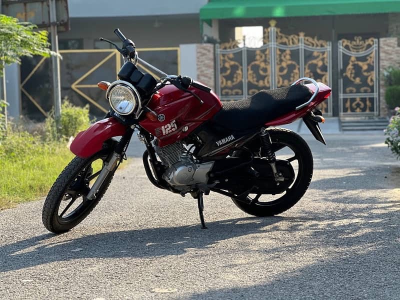 yamaha 125G 2024 5