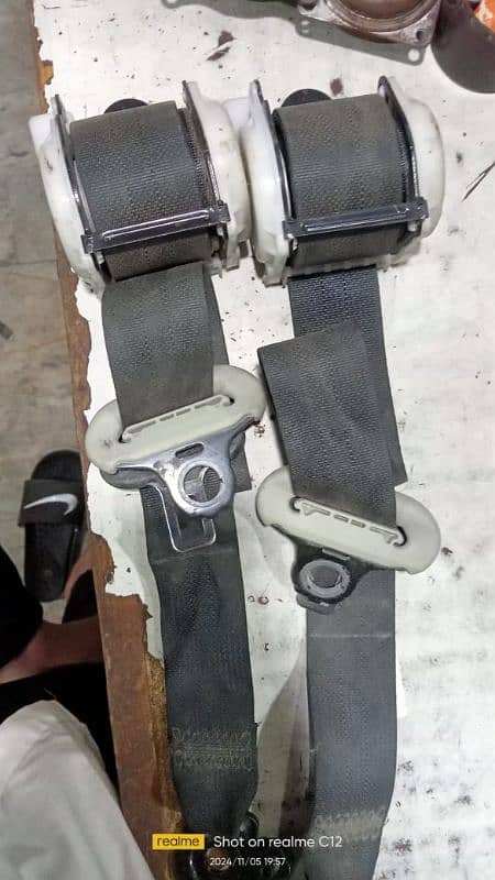 universal seat belts pair for . . abex. . alto. . mehran . etc. . . 0