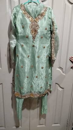 beautifull shirt with dupatta and chooridaar pajama