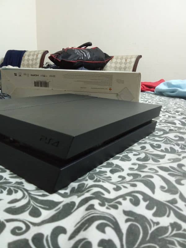 PS4 500gb 1200 series UK/uae variant region all. 6