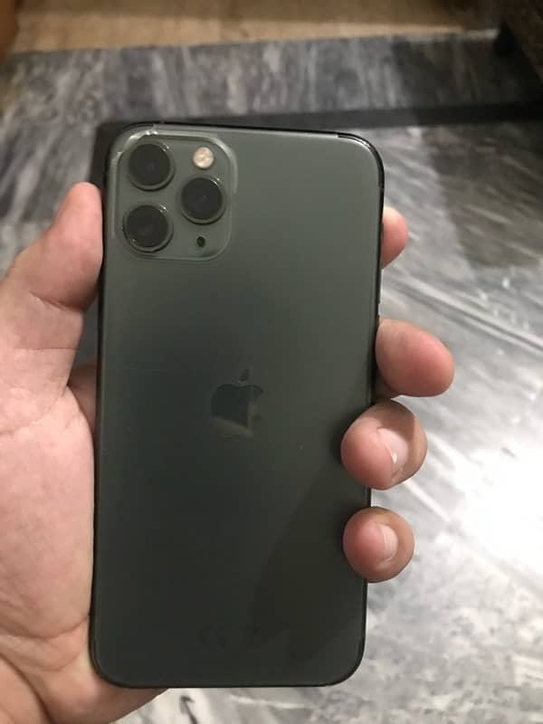 iPhone 11pro factory unlocked 256Gb good phone 0