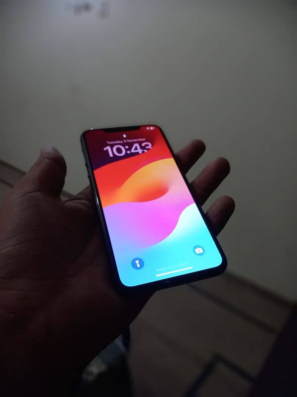 iPhone 11 Pro max.        64GB 1