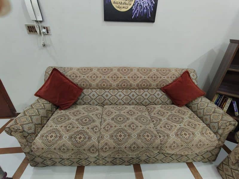 6 seater sofa 0