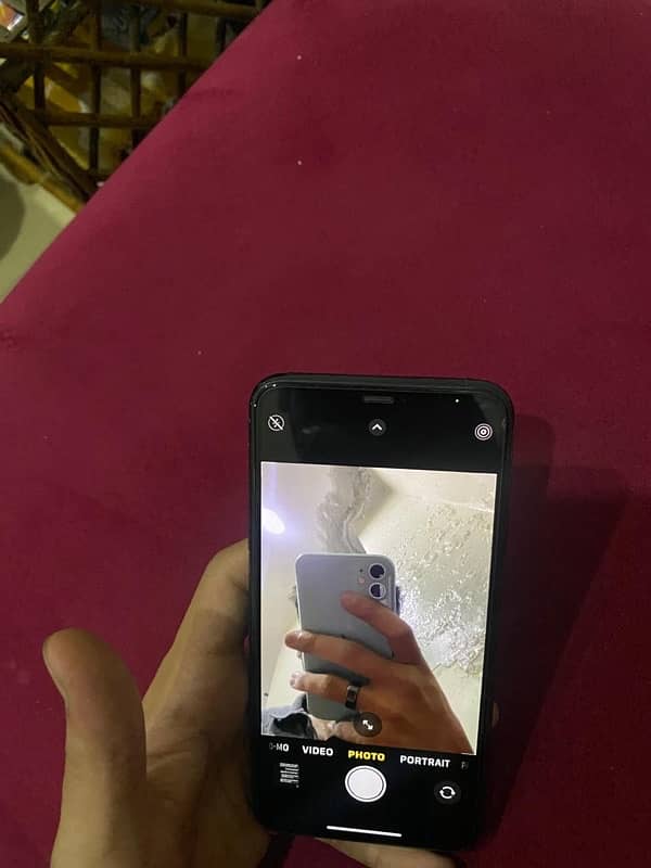 Iphone 11 pro max (64gb)- (non pta) water packed 8