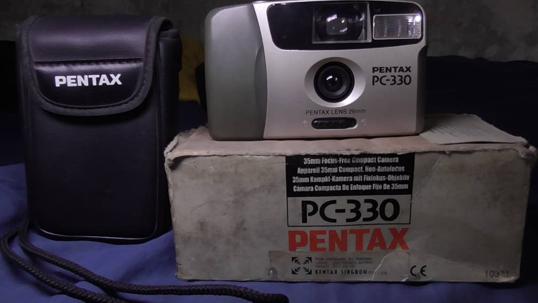 Pentax PC-330 is a compact, viewfinder camera  ONLY 3200 1