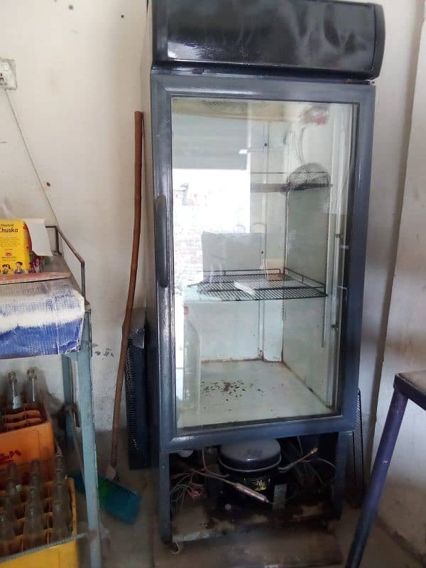 Refrigerator for sale in good condition 0324 4745009 1