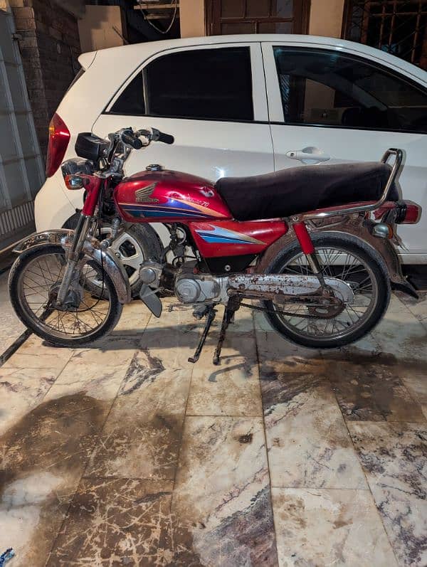 cd 70 model year 2007 bike in good condition 1