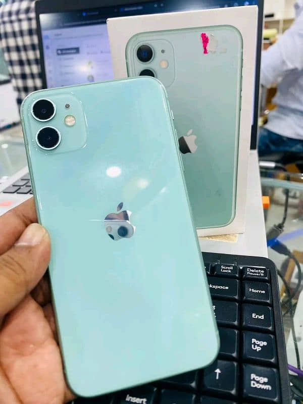 iPhone 11 64gb 03284776406 1