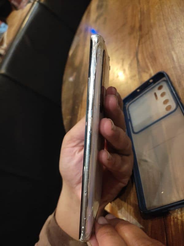 xiaomi note 10 lite for parts. 4