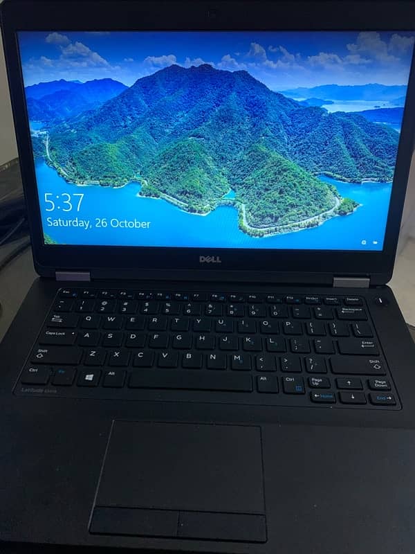 Dell Core i-5 6th Gen laptop in lush condition 5