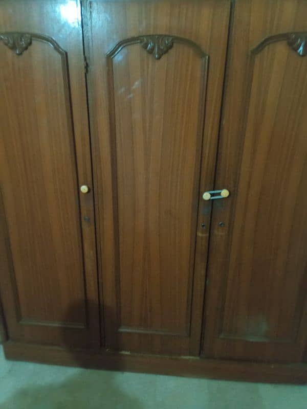 used wardrobe three door 1