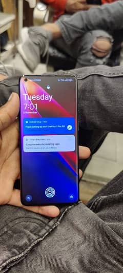 one plus 9 pro 5G 12/256Gb