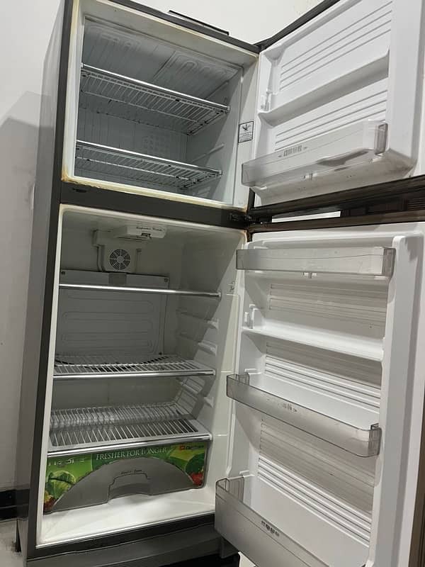 Dawlance Fridge Good Condition 1