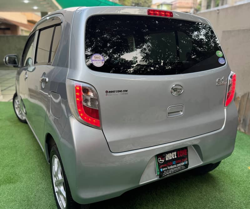 Daihatsu Mira 2015 es 10