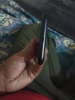 I am selling iphone xr