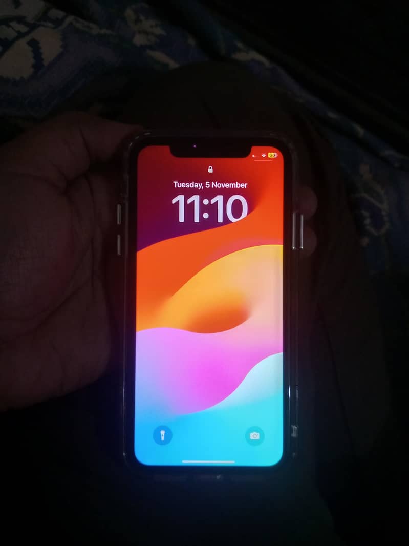 I am selling iphone xr 5