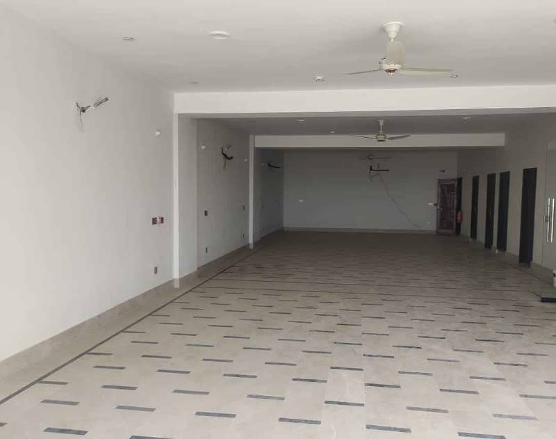 Phase 6 Main Boulevard Hot Foolr For Rent 2