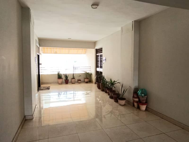 10 Marla 3 Bedroom Apartment For Sale in Askari -11 Lahore. 1