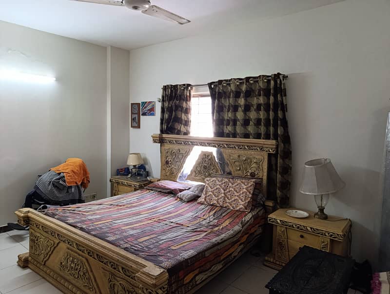 10 Marla 3 Bedroom Apartment For Sale in Askari -11 Lahore. 3