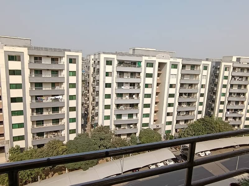 10 Marla 3 Bedroom Apartment For Sale in Askari -11 Lahore. 16