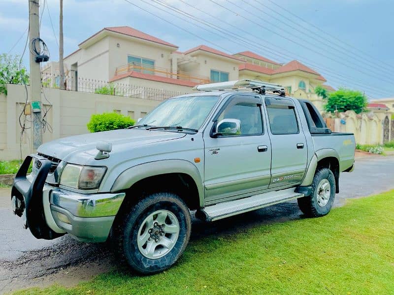 Toyota Hilux 2003 0