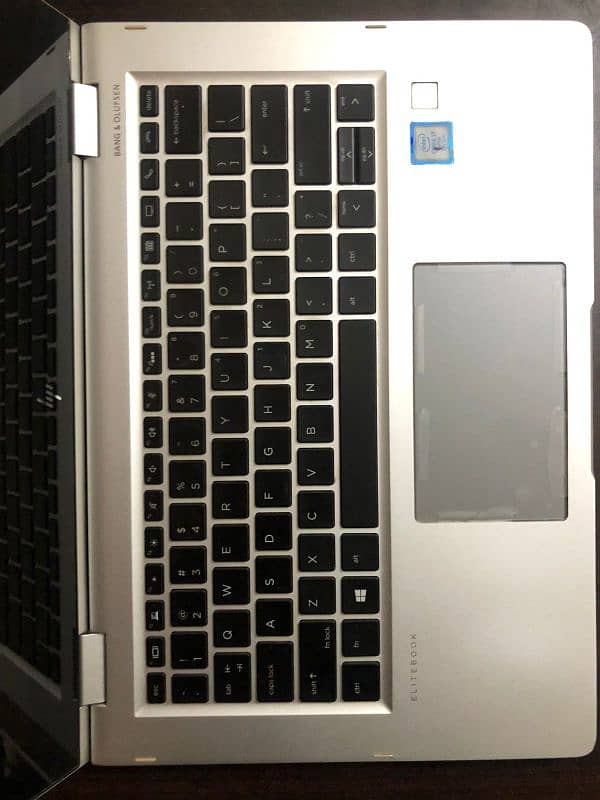 LAPTOP FOR SALE HP 1030 G3 1