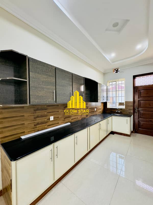 1 kanal House For Sale In New City Phase 2 11