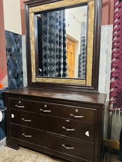 Dressing table