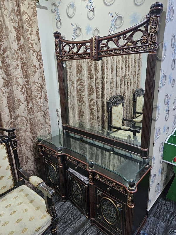 King bed | side tables | dressing table | chairs | centre table 7