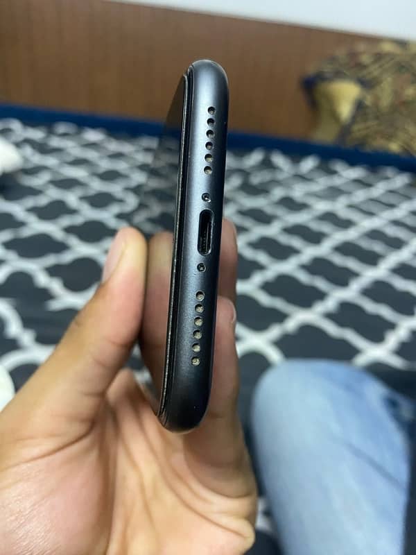 iphone 11 water pack 64 gb 1