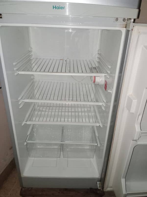 Haire fridge 3