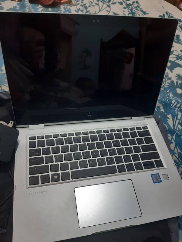 Hp elite book 1030 g2 core i5 7th generation 1