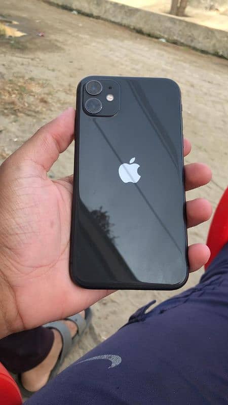 i phone 11 black colour 64 gb water pack all ok 0