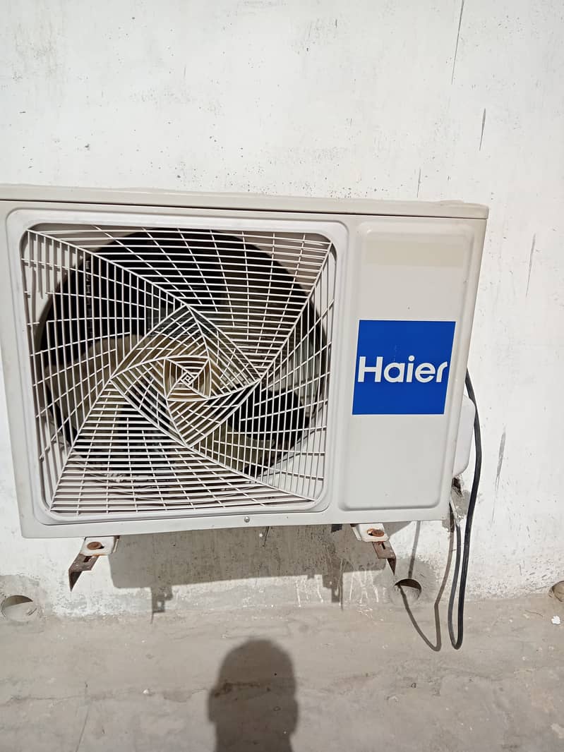 Haier inverter Ac 1 Ton 3