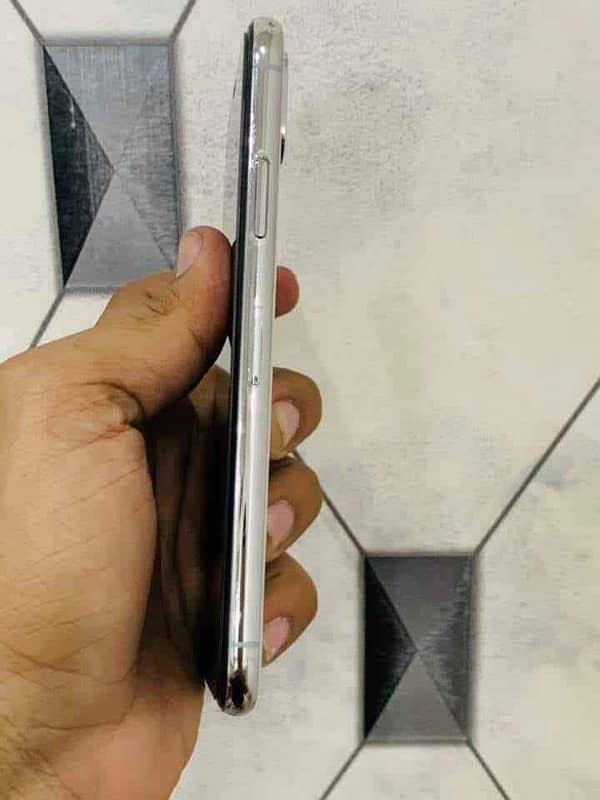 iphone x non pta only batre change ha baki all original ha guranteed 3