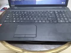 Toshiba laptop like new( charger free)