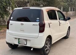 Daihatsu Mira 2012