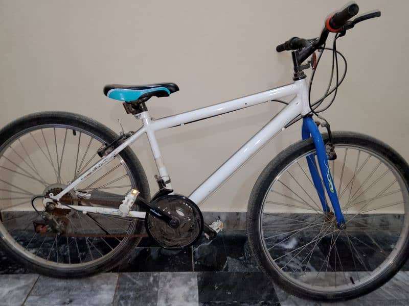 10 gare bicycle new bicycle hai 10/10 condition hai 2