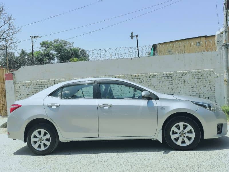 Toyota Corolla Altis 2015 8