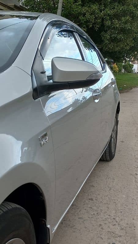 Toyota Corolla Altis 2015 15