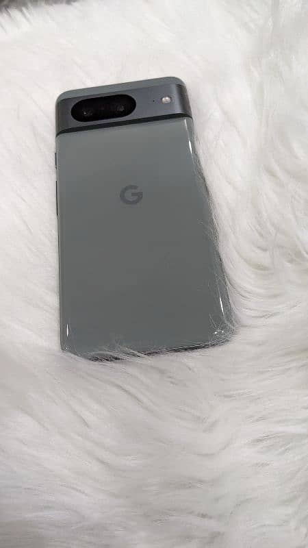 Google pixel 8 5