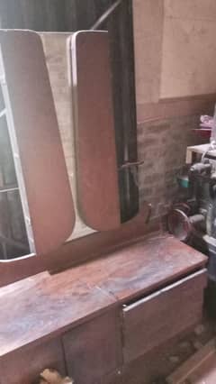 Solid wooden dressing table for Sale