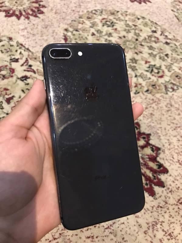 IPhone 8 Plus. 64GB NON PTA. 1