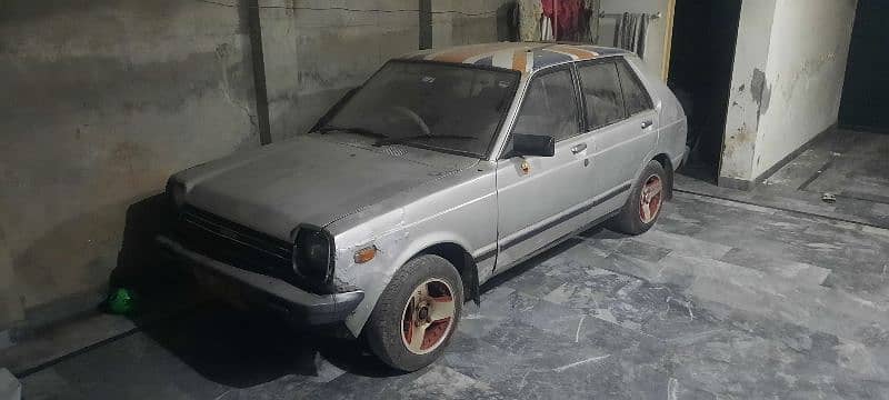 Toyota Starlet 1980 4